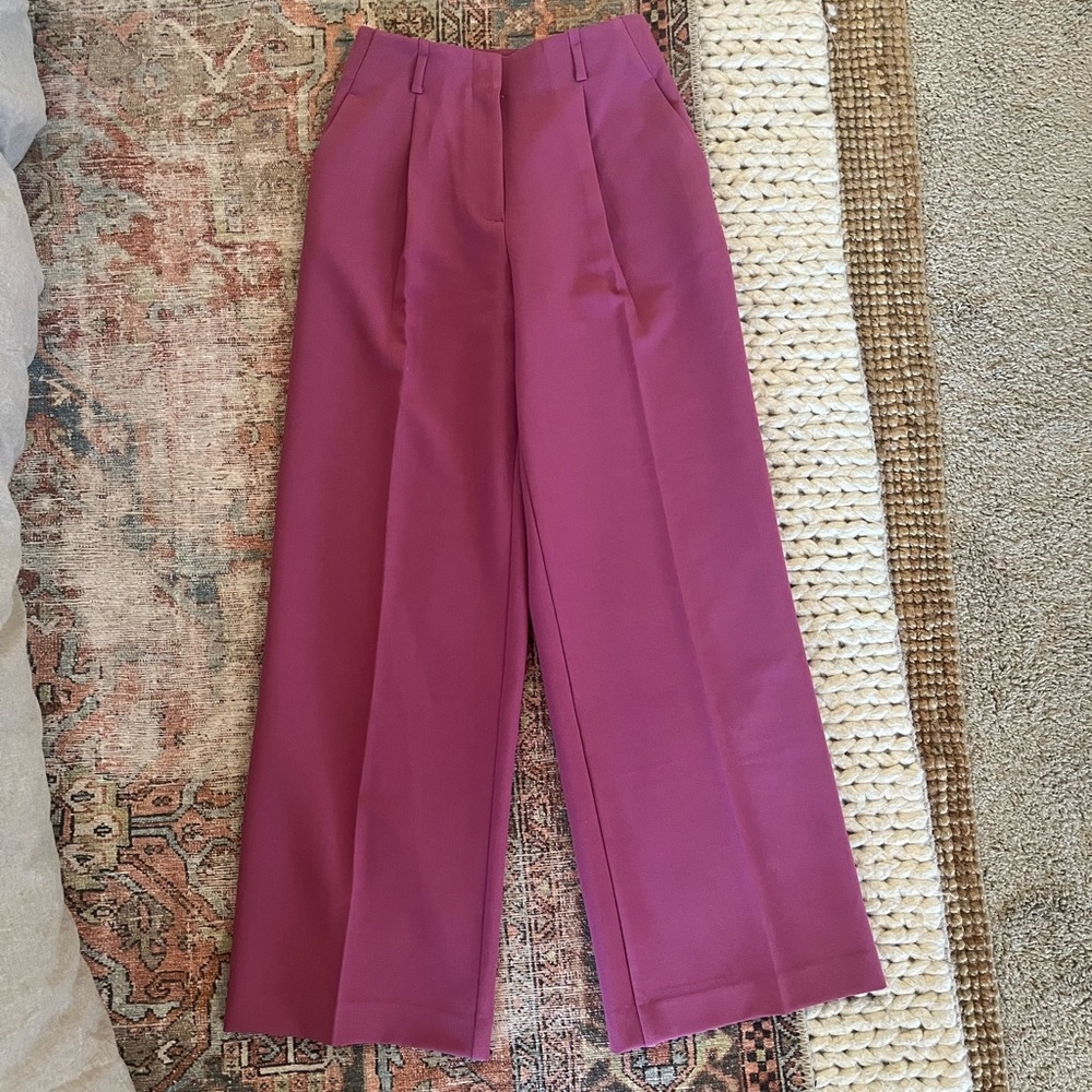 Ann Taylor front pleat wide leg pink trousers size 00